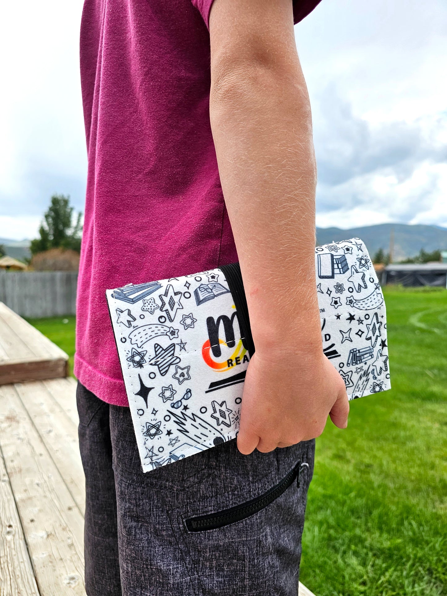 Reading Overlays - Set of 8 with Travel Case - TRAVEL CASE detail