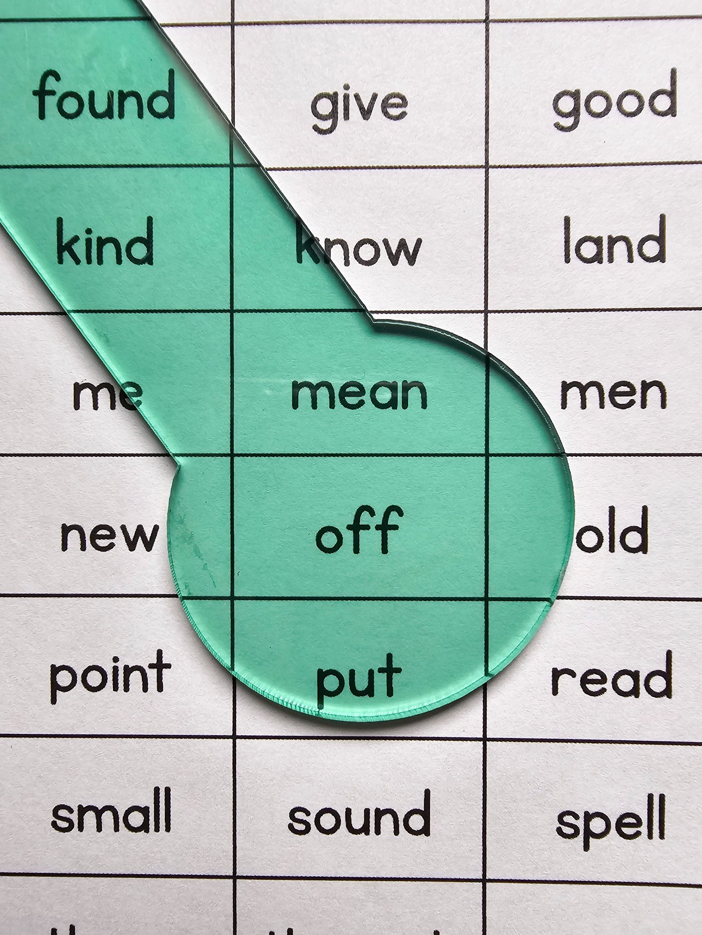 Reading Overlay highlighting words on a page to reduce glare and improve focus while reading.