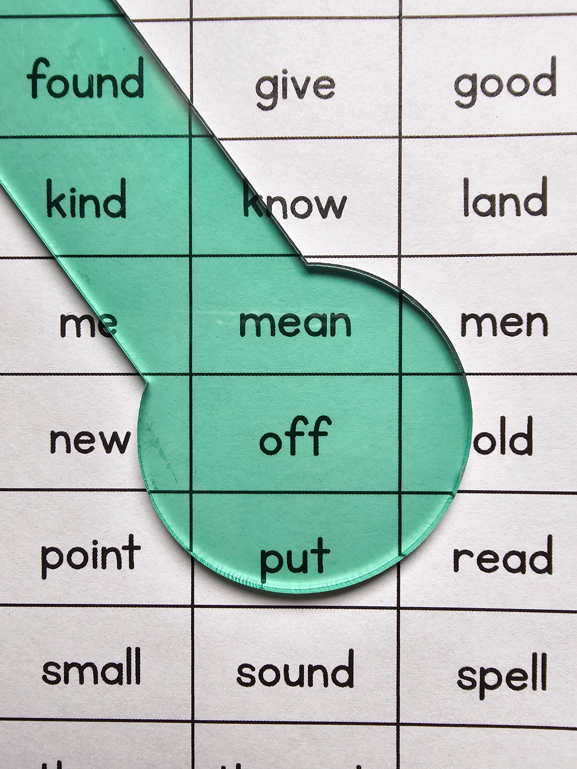 Reading Overlay highlighting words on a page to reduce glare and improve focus while reading.